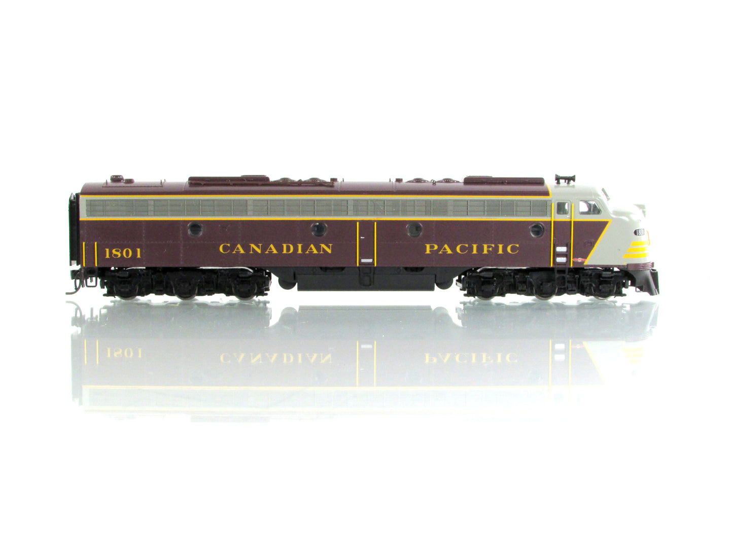 HO Scale ***CANADIAN PACIFIC*** E8A Diesel, CP 1801 - Broadway 445, DCC Sound