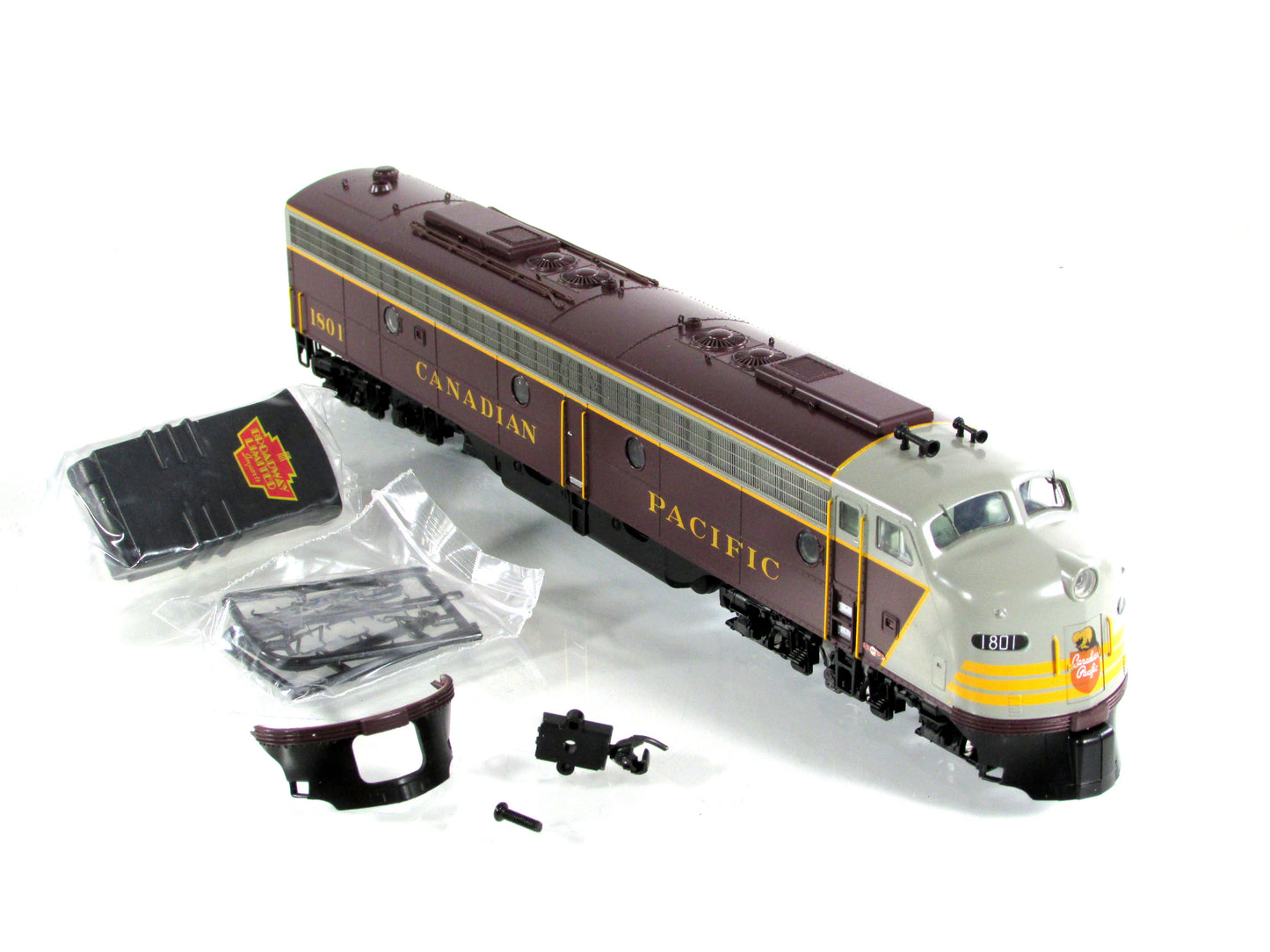 HO Scale ***CANADIAN PACIFIC*** E8A Diesel, CP 1801 - Broadway 445, DCC Sound