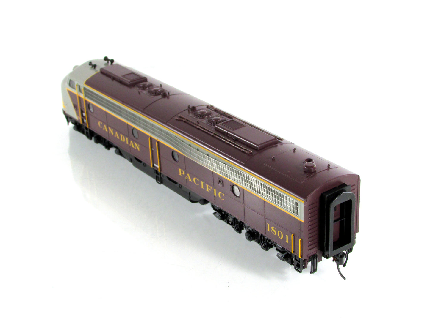 HO Scale ***CANADIAN PACIFIC*** E8A Diesel, CP 1801 - Broadway 445, DCC Sound