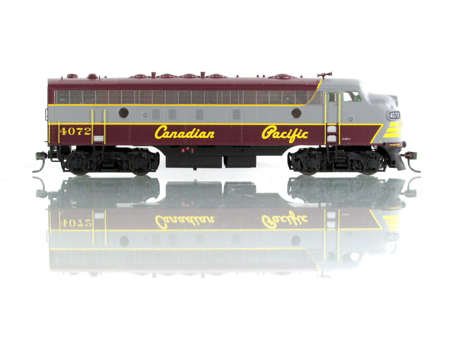 HO Scale ***CANADIAN PACIFIC*** FP7 #4072 - Intermountain 49938S, QSI DCC Sound