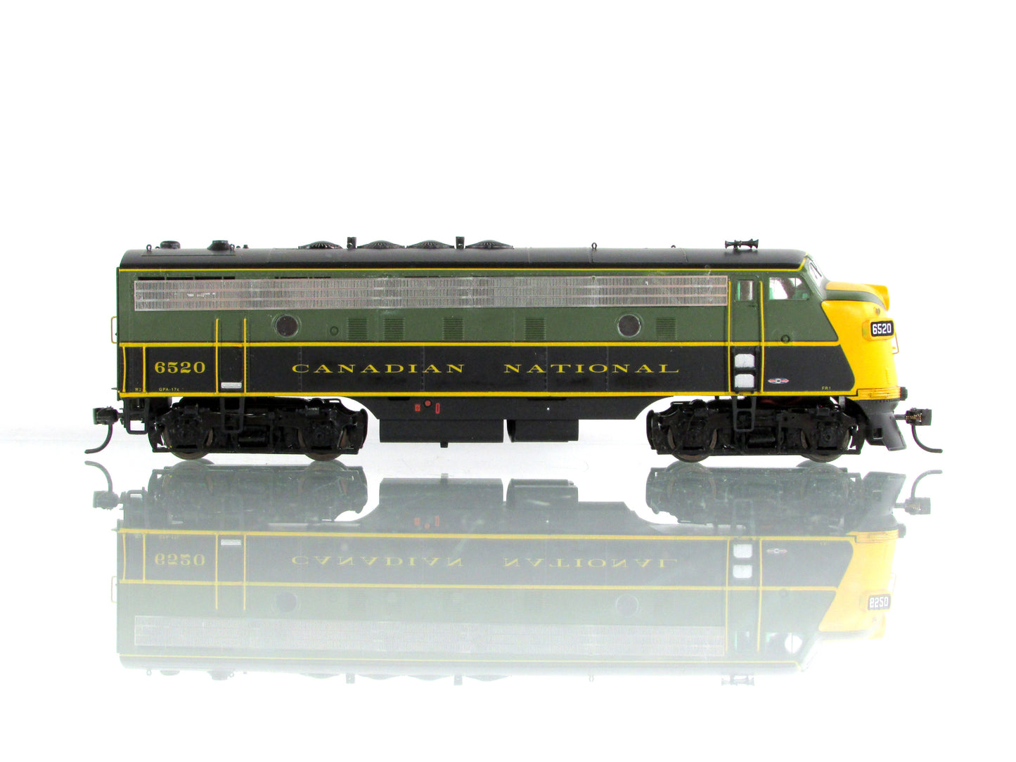 HO Scale ***CANADIAN NATIONAL*** FP9A #6520 - Intermountain 49987-04, DCC Ready