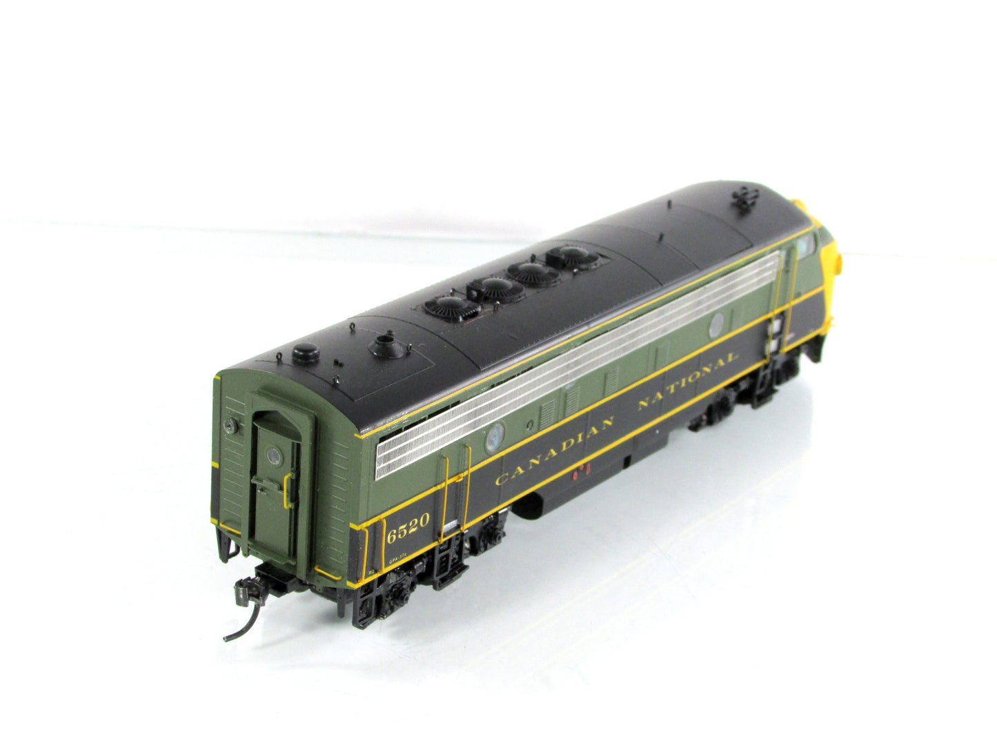 HO Scale ***CANADIAN NATIONAL*** FP9A #6520 - Intermountain 49987-04, DCC Ready