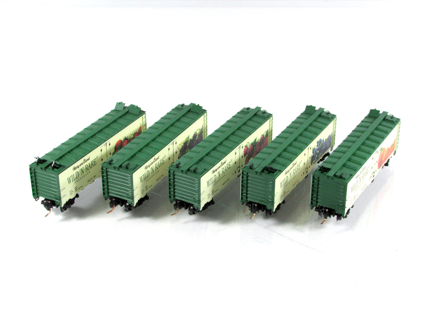 N Scale *HARRY & DAVID* Wild n Rare Preserves Reefer Set - Micro Trains Special