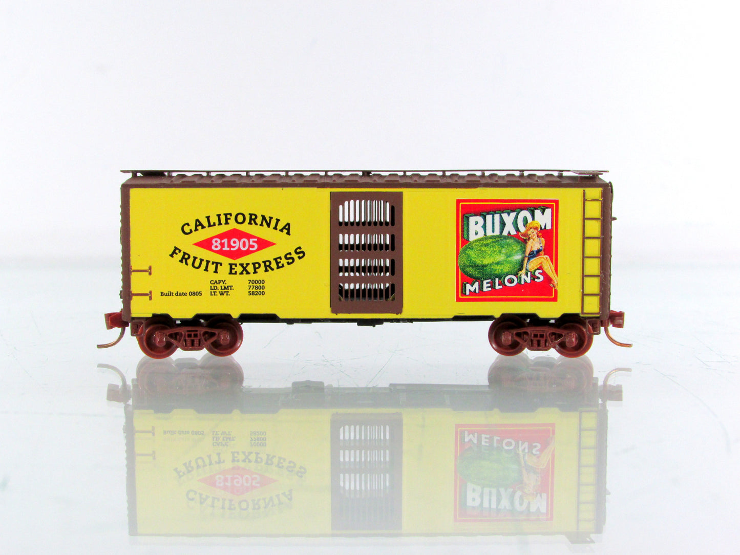 N Scale **CALIFORNIA FRUIT EXPRESS** Buxom Melons #81905 - Micro Trains Special