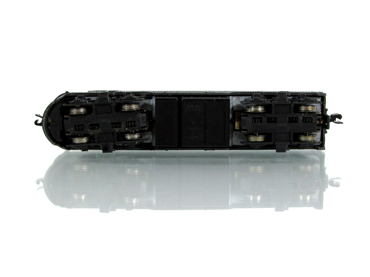 N Scale ***NEW YORK CENTRAL** F3-A Phase II Locomotive, NYC 1618 - Kato 176-077