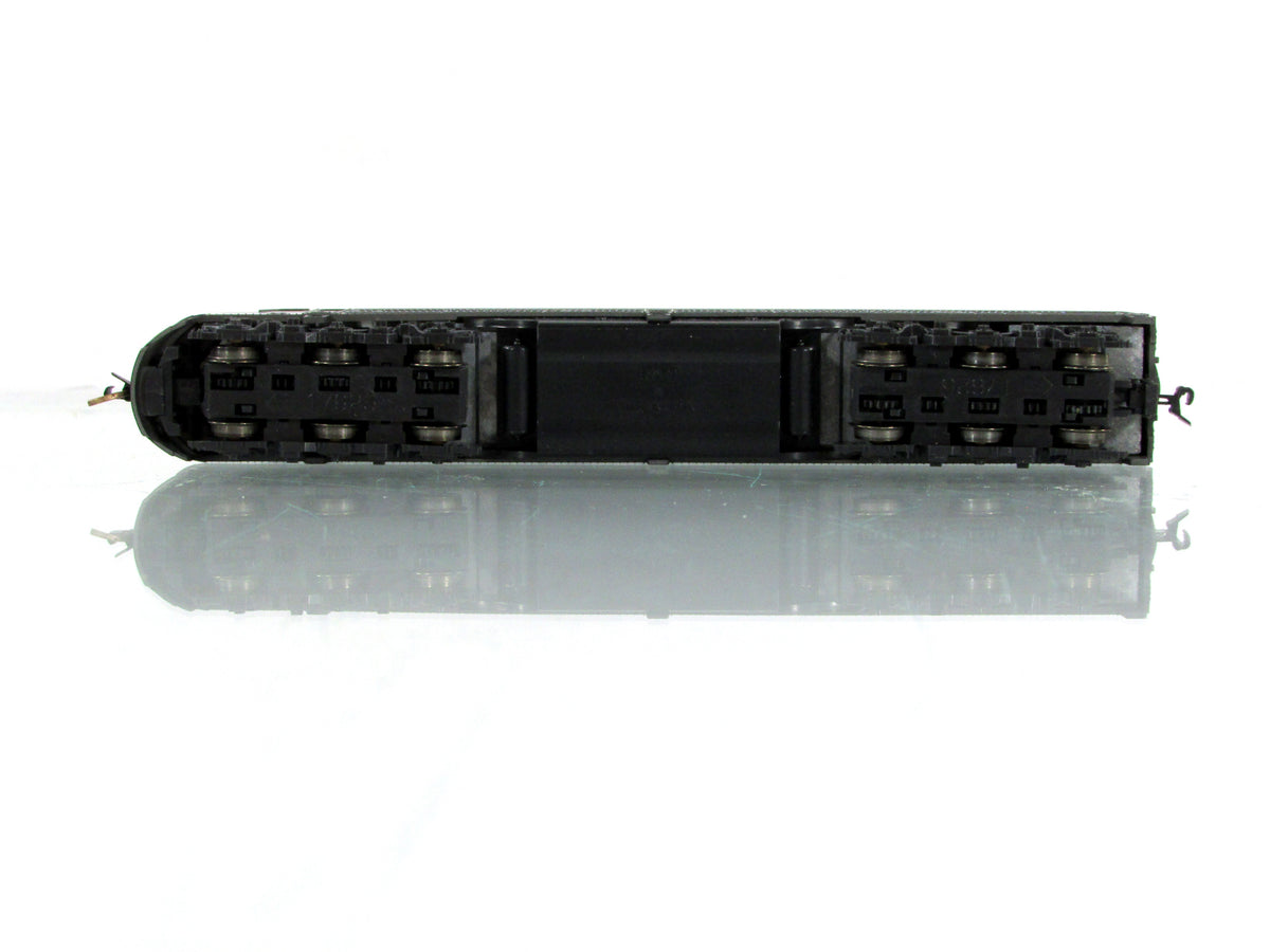 N Scale ***NEW YORK CENTRAL** E8/9 A Diesel Locomotive, NYC 4049 - Kato 176-253