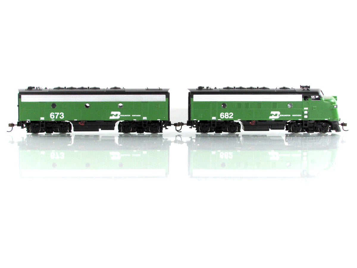 HO Scale **BURLINGTON NORTHERN** F3A-F3B Locomotives, BN 682,673 - Athearn 8032