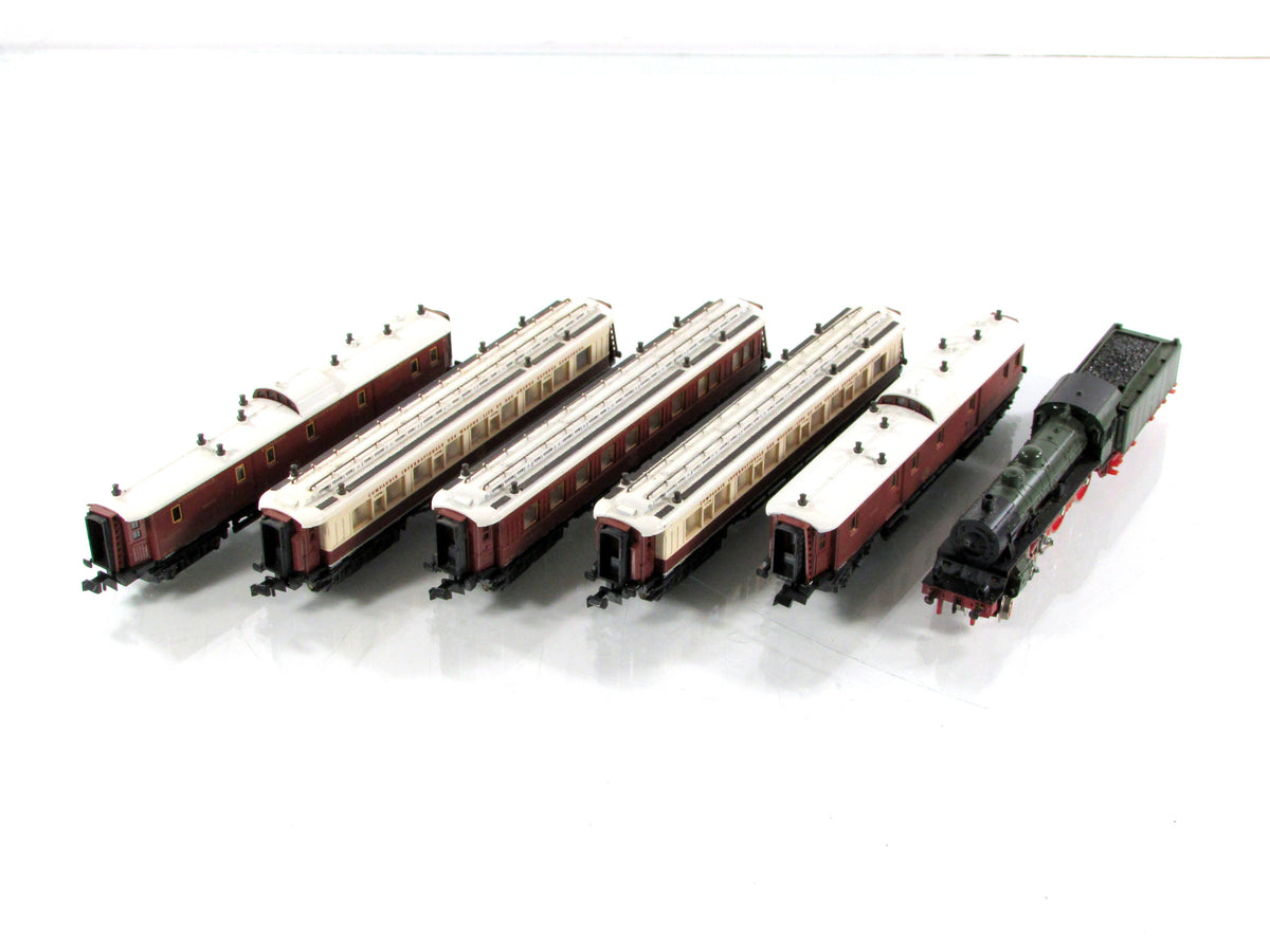 N Scale ***ORIENT EXPRESS** European Locomotive & Passenger Set - Minitrix 1017