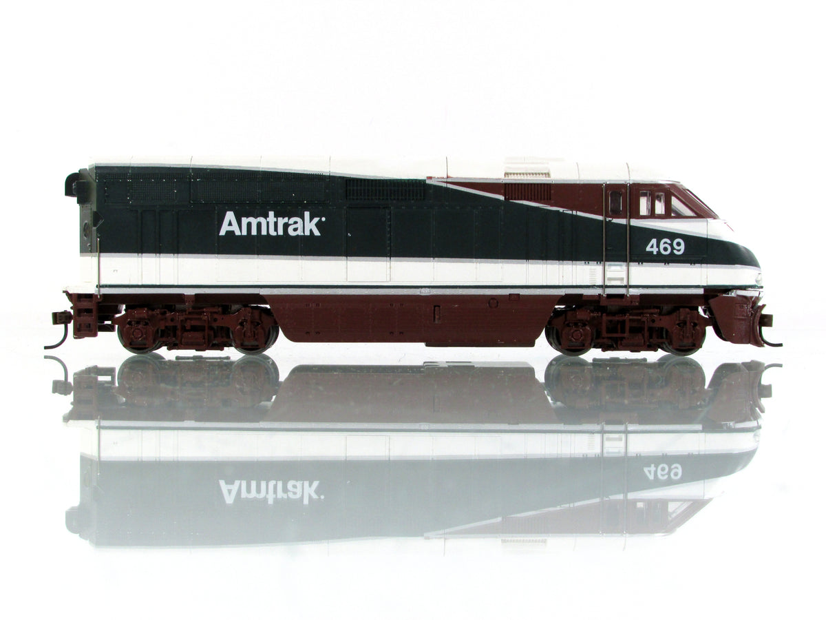 HO Scale ***AMTRAK NORTHWEST*** F59PHI Passenger Locomotive #469 - Athearn 2605