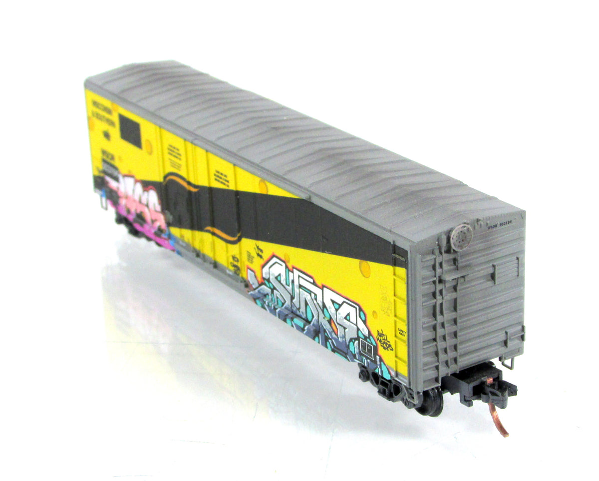N Scale **WISCONSIN SOUTHERN* Weathered Box Car #503194 - Micro Trains 07544200