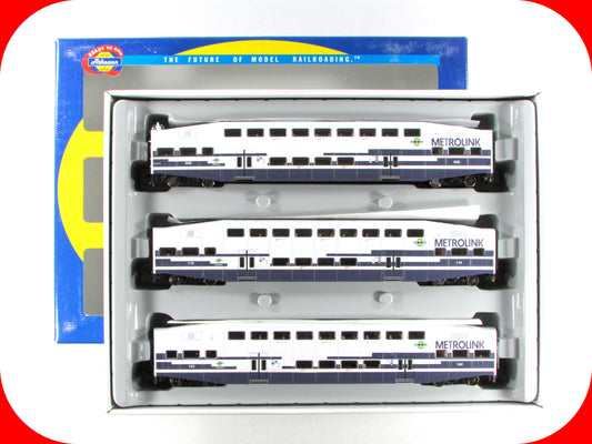 HO Scale ***METROLINK** Bombardier Psgr Set #606,119,163 - Athearn 25907 **RARE