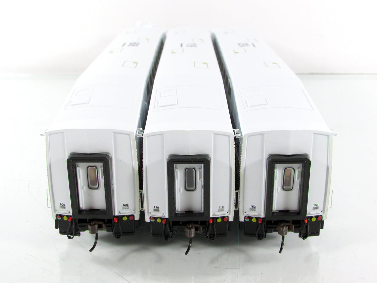 HO Scale ***METROLINK** Bombardier Psgr Set #606,119,163 - Athearn 25907 **RARE
