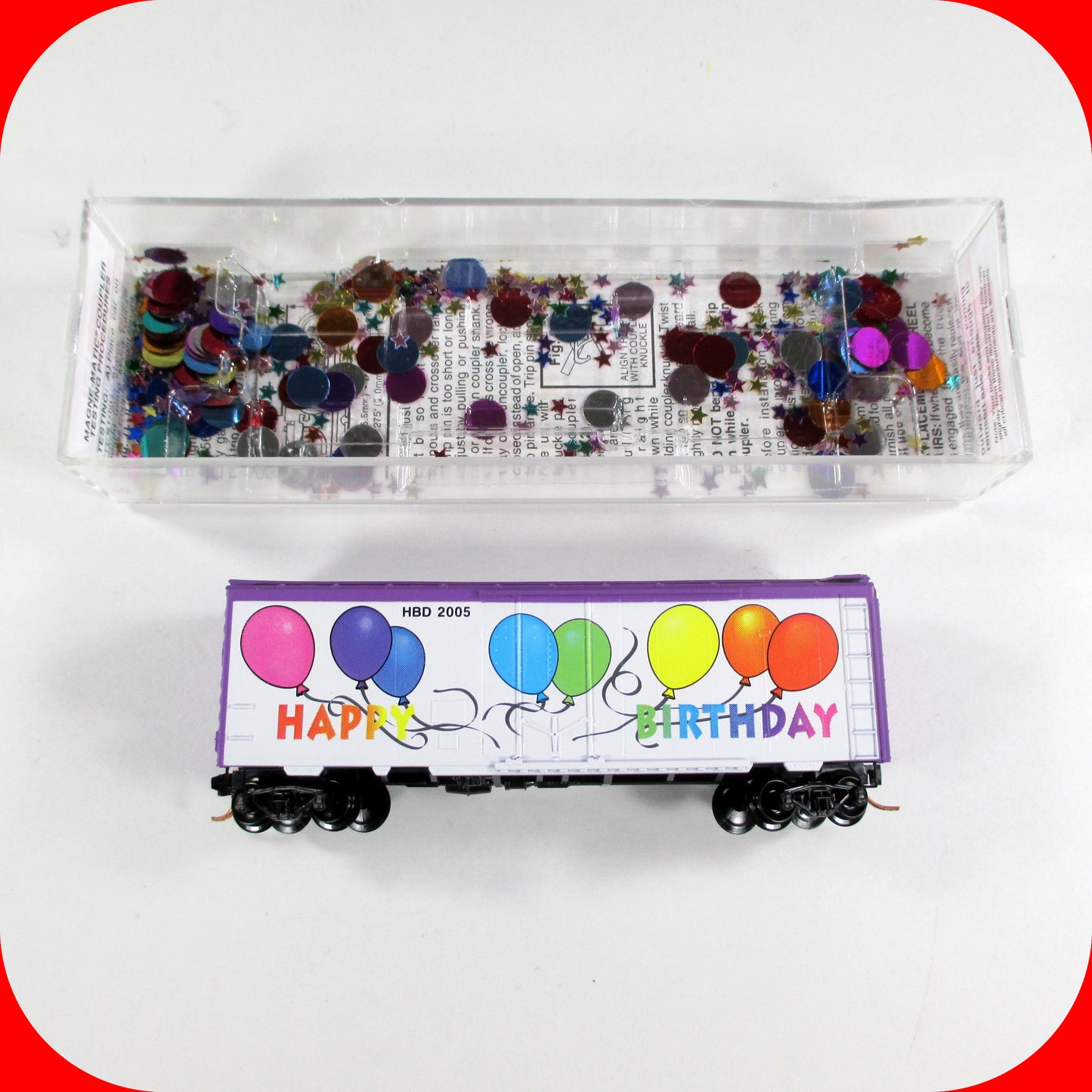 N Scale ***HAPPY BIRTHDAY*** 40' Box Car w/ Glitter --- Micro Trains 02100500