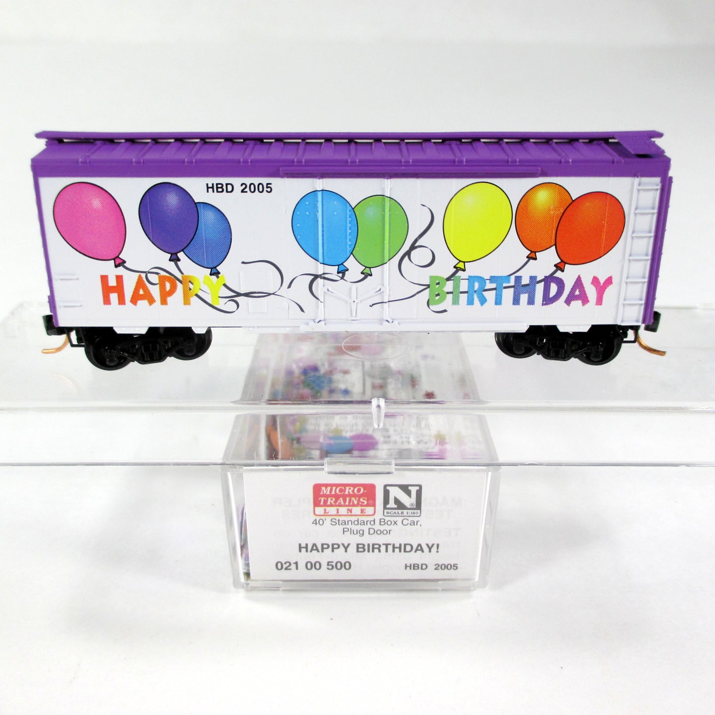 N Scale ***HAPPY BIRTHDAY*** 40' Box Car w/ Glitter --- Micro Trains 02100500