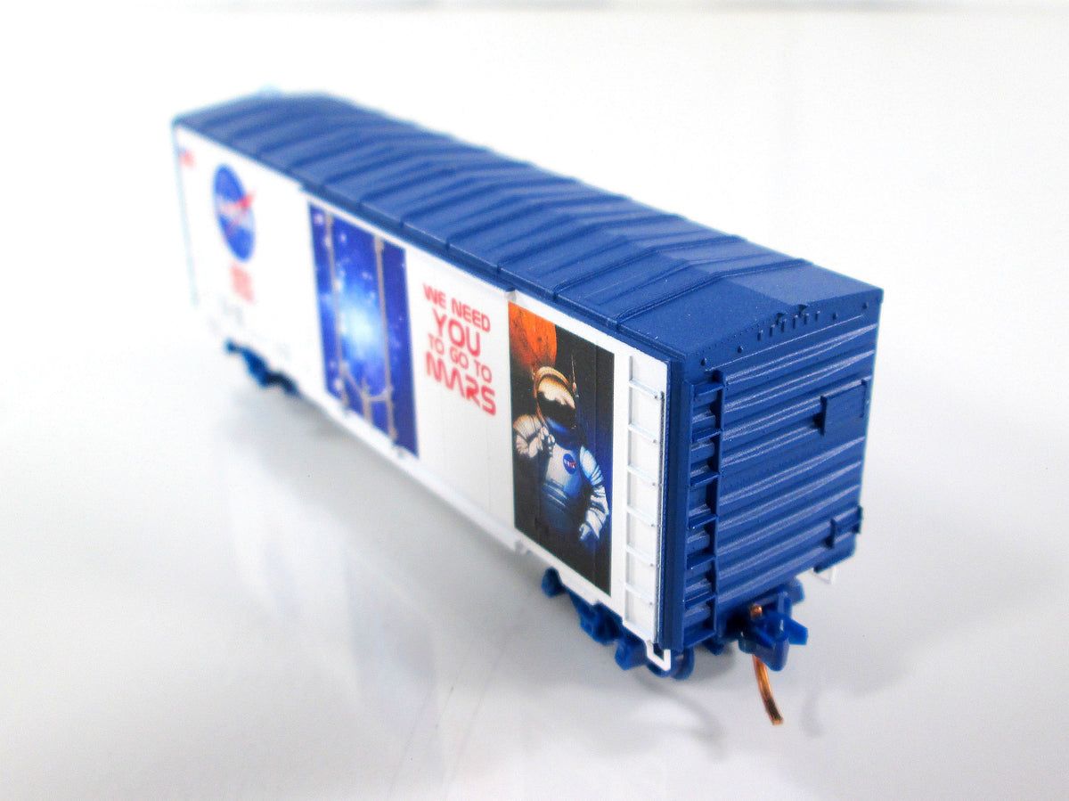 N Scale **MARS ASTRONAUT - NASA 2030** Box Car - Micro Trains Special Run *RARE