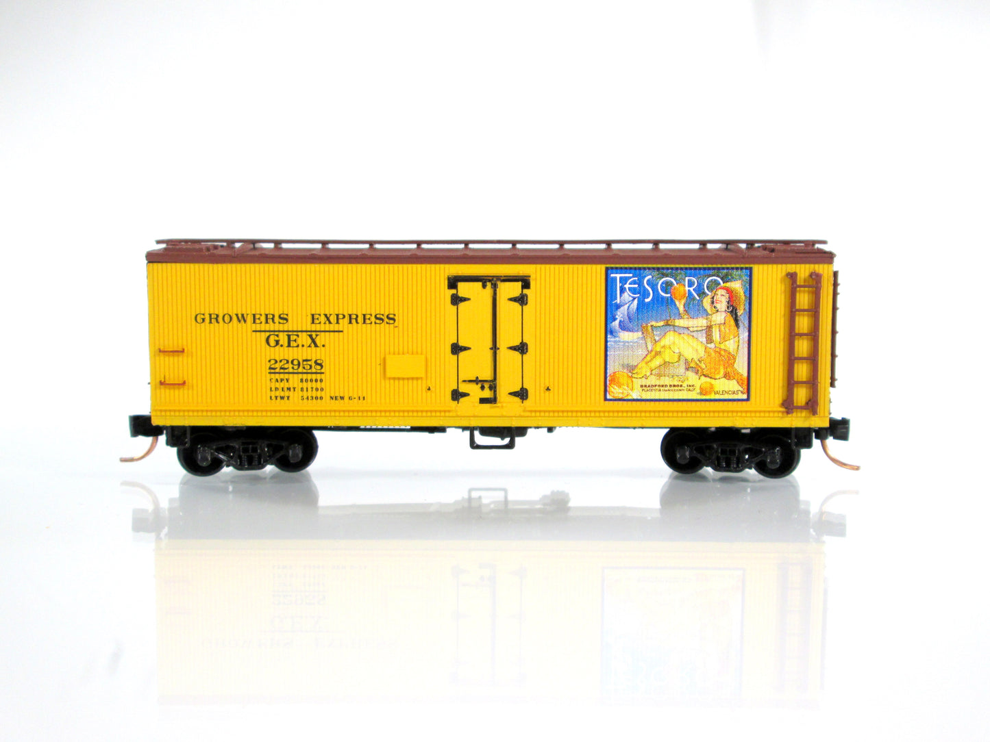 N Scale ***GROWERS EXPRESS - TESORO*** Reefer #22958 - YesterYear, MTL Couplers